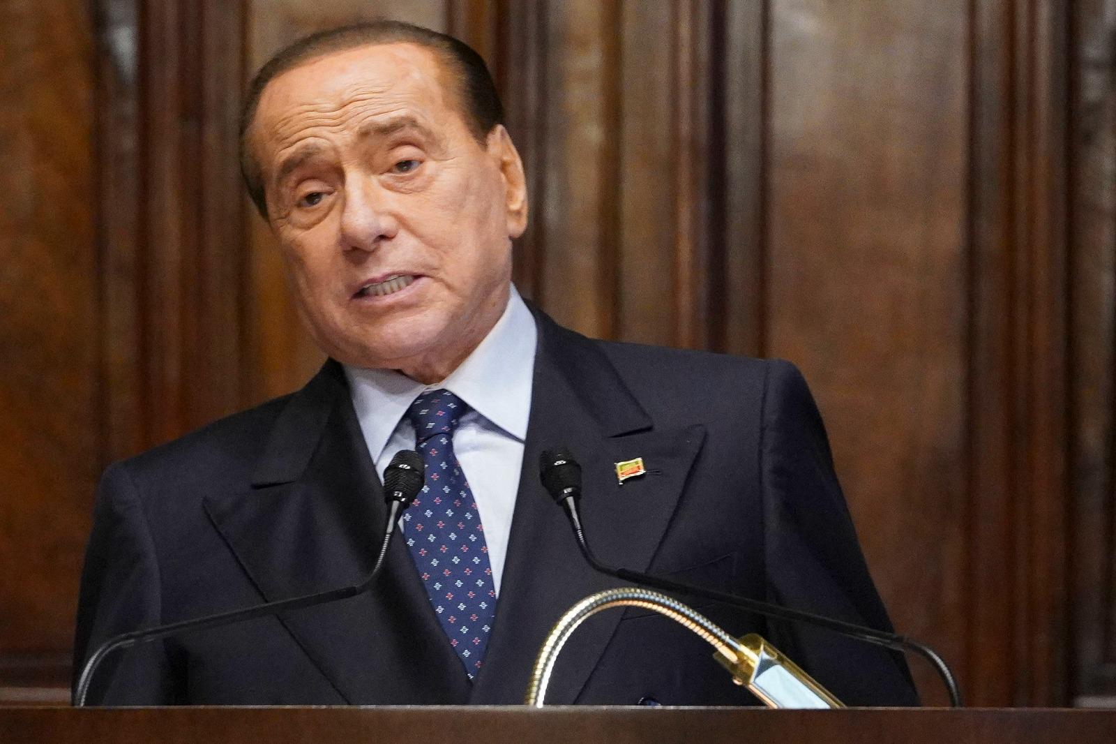 Centrodestra, nota Fdi ‘gela’ vertice Arcore: Berlusconi sorpreso